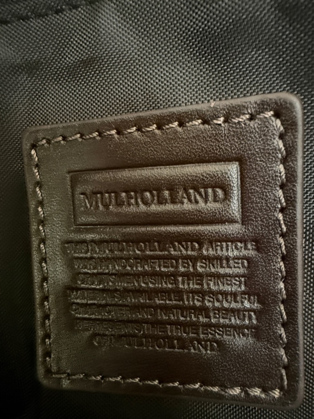 VINTAGE MULHOLLAND BROTHERS HANDMADE 100% LEATHER DUFFLE BAG. NWT - Picture 9 of 12